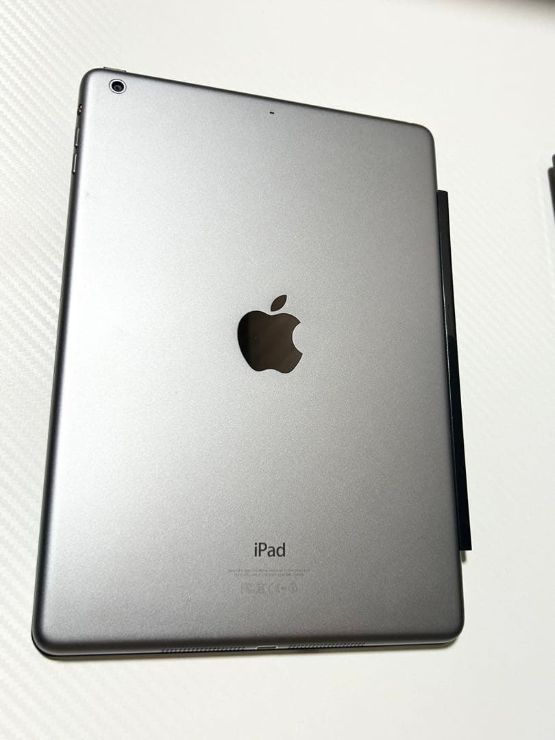 iPad Air 16GB + エレコムBluetoothキーボードセット