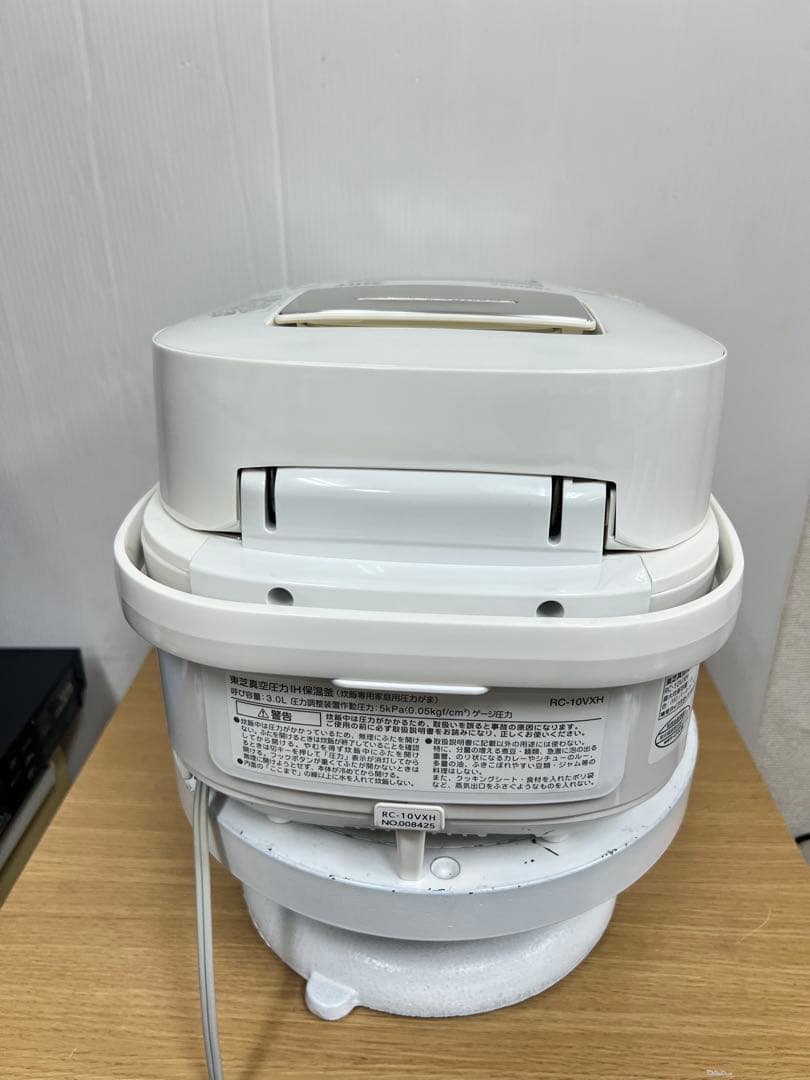 TOSHIBA 真空圧力IH炊飯器 RC-10VXH（5.5合）