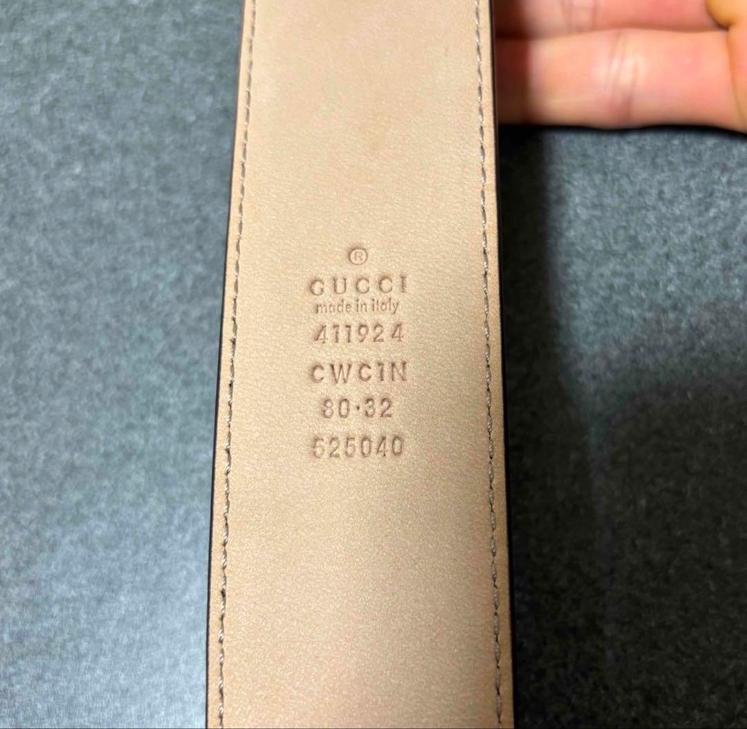 p*i様 GUCCI ブラック ベルト GGロゴ 80-32