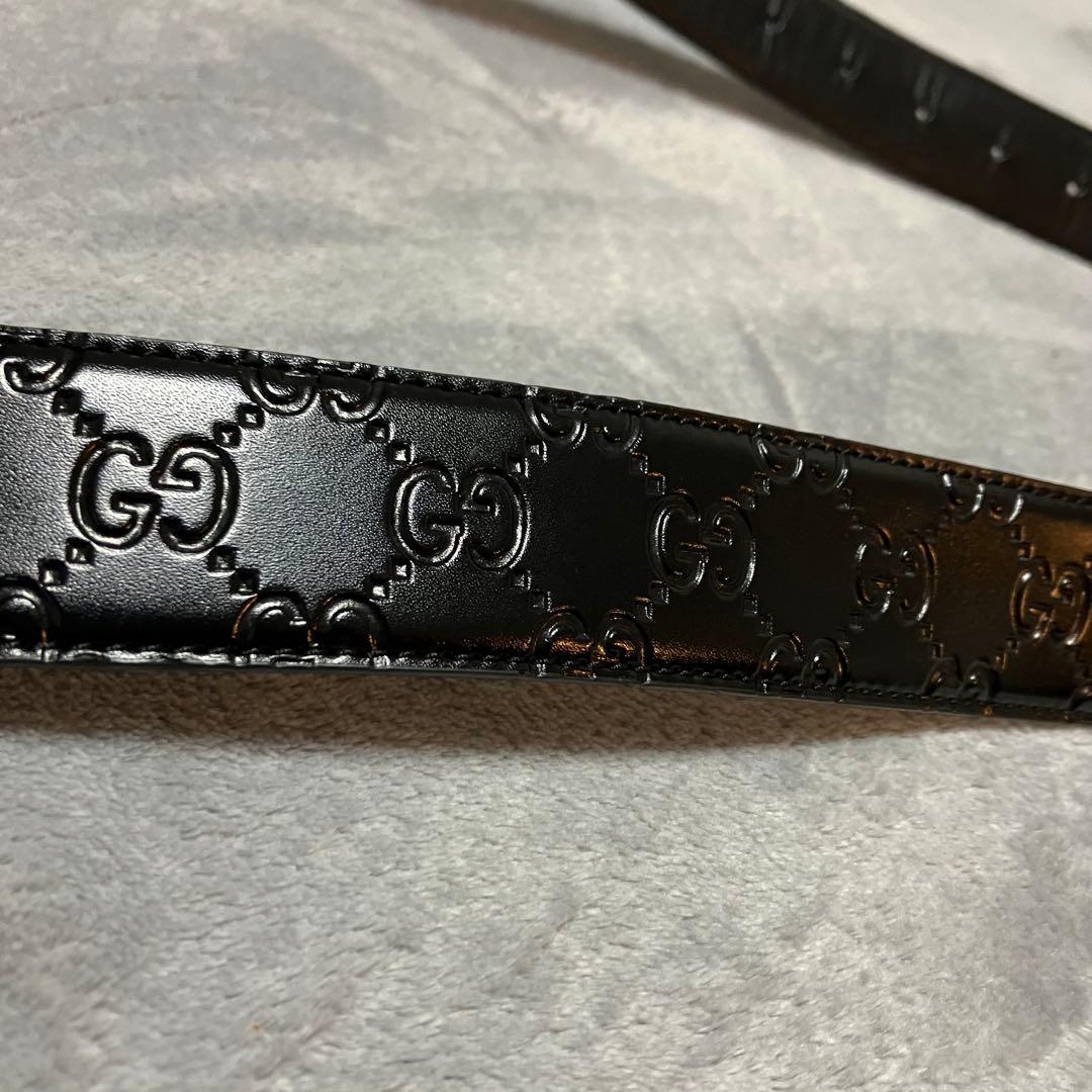 GUCCI ブラックレザー ベルト GGパターン　レディース　グッチ