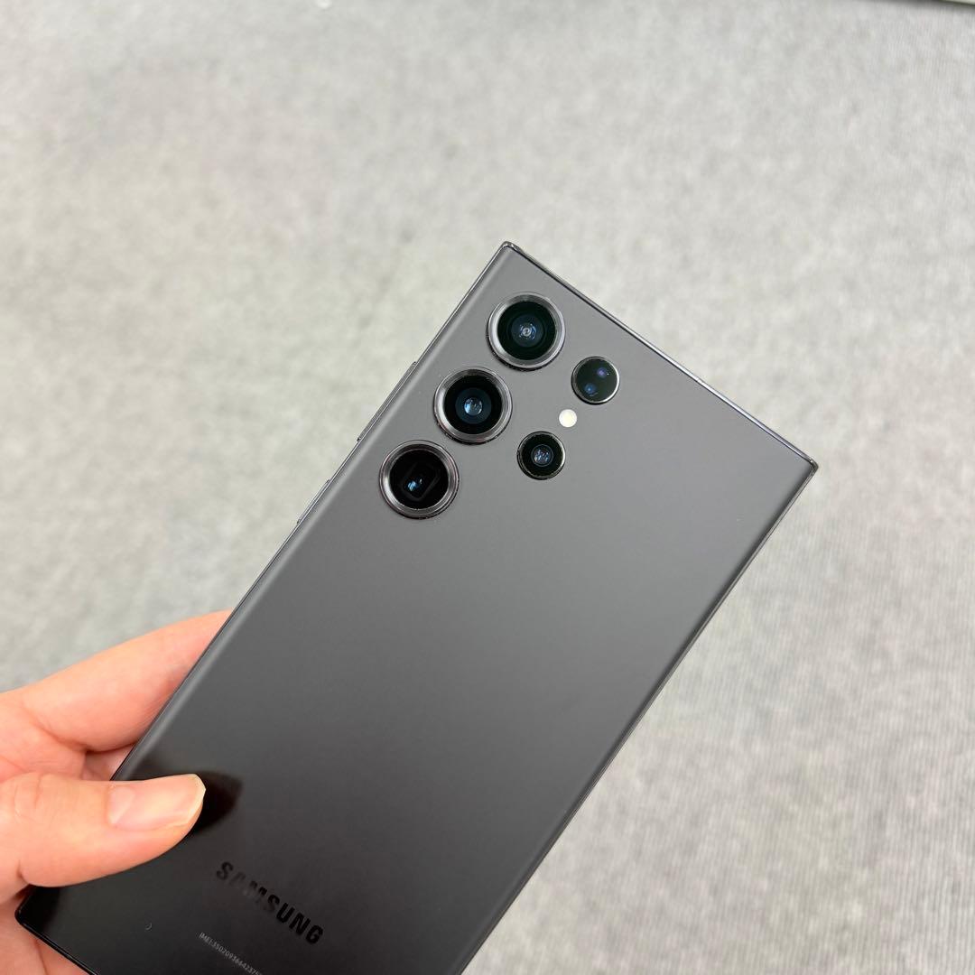 Samsung Galaxy S23Ultra 256Gブラック SIM フリ－