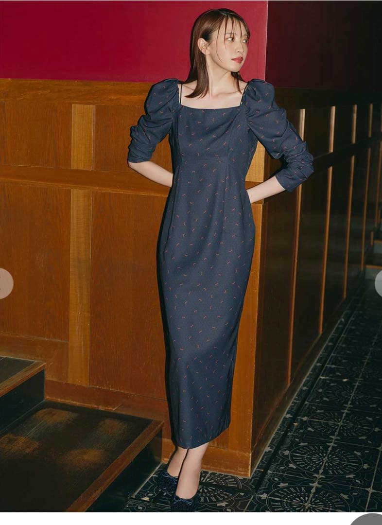 COCO DEAL スクエアネックプリントワンピース　ネイビーリボン