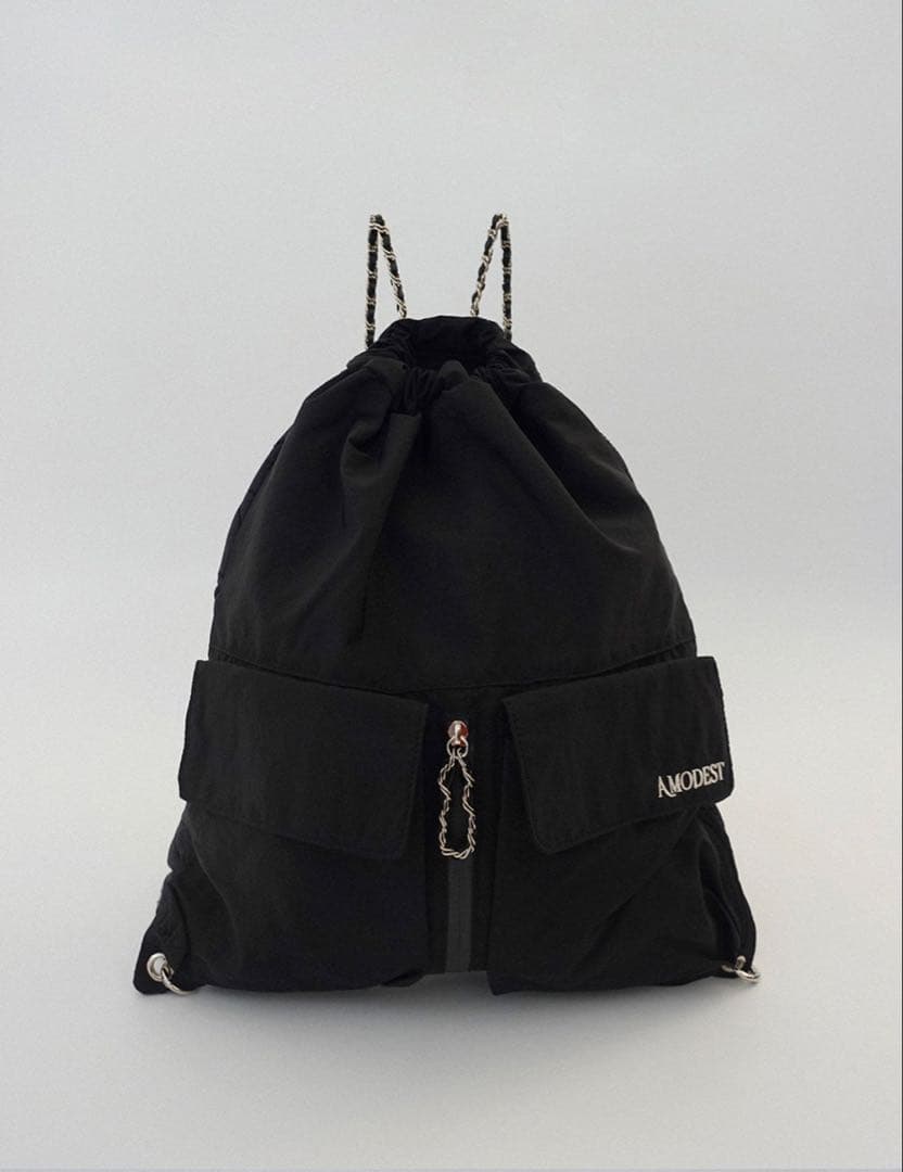 人気！新品⭐︎韓国MODEST MOODリュック黒