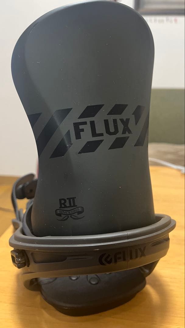 FLUX R2 ブラック Mサイズ ビンディング
