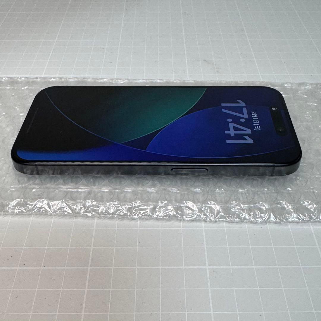 Apple iPhone 15 Pro SIMフリー ブラックチタニウム