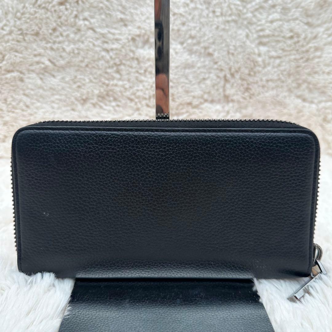 ✨美品✨ルブダン　長財布　ラウンドジップ　ラバーソール　デカロゴ　レザー　黒　赤