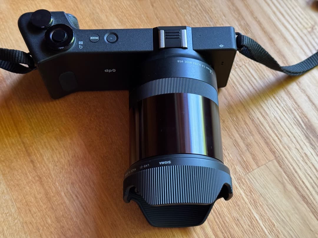 SIGMA dp0 Quattro LCDビューファインダーキット　美品　元箱付