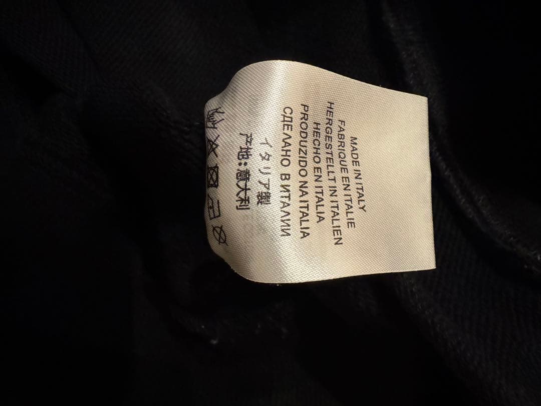 BALENCIAGA ブラックパーカー Lサイズ