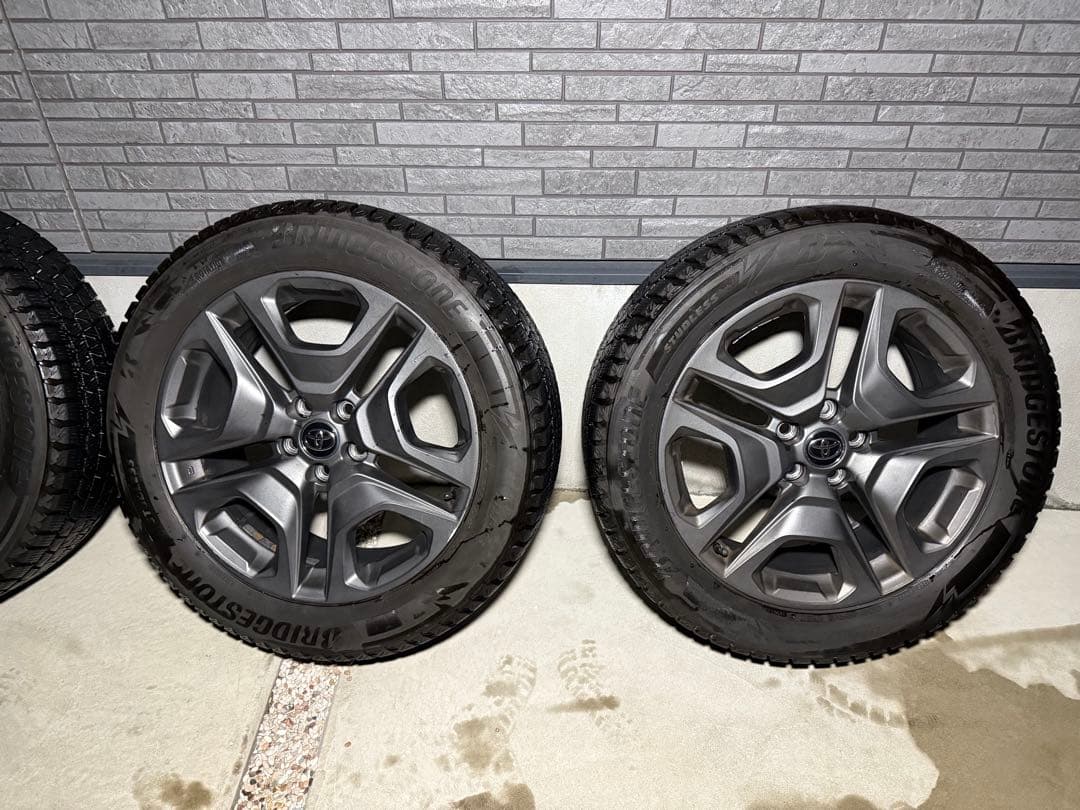 RAV4アドベンチャー純正ホイール＆ブリザック19インチタイヤ＆タイヤチェーン