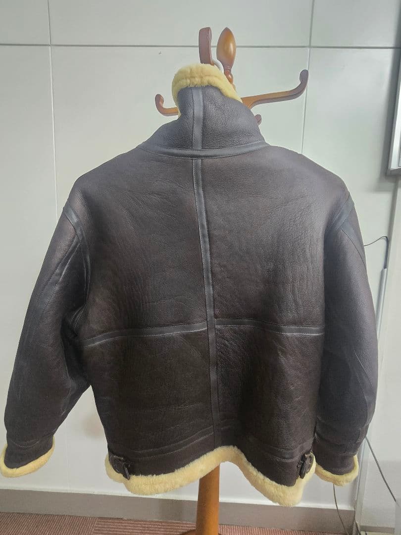 美品 B3 ムートンジャケット ダークブラウン Searling