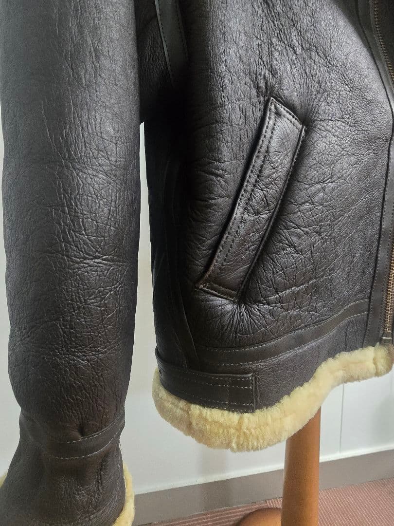美品 B3 ムートンジャケット ダークブラウン Searling