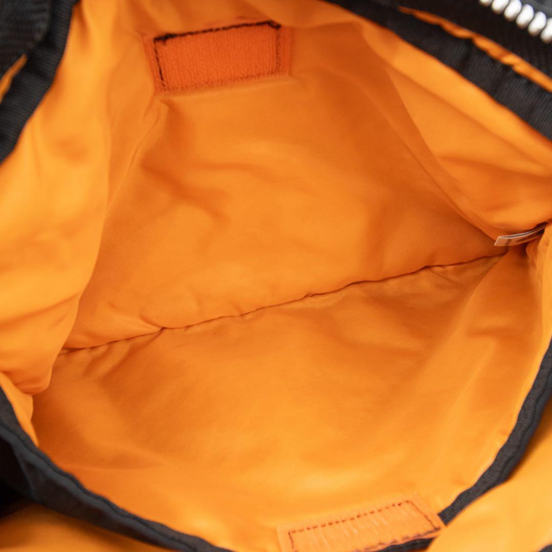 A090【美品】ポーター／タンカー　スリングバッグ　ショルダー　ナイロン　黒