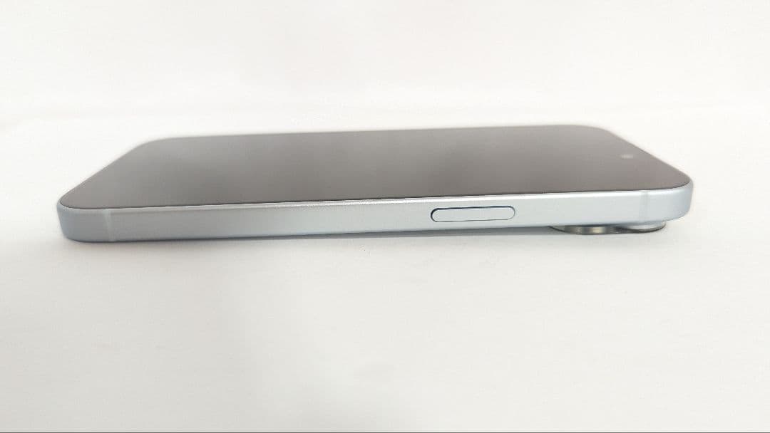 iPhone15　本体　ブルー　128GB