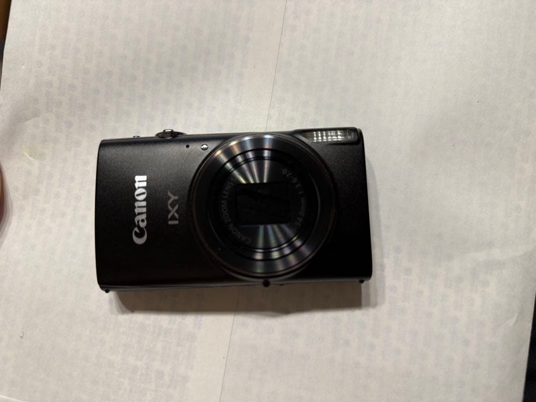 Canon IXY650コンパクトカメラ　ケース付き