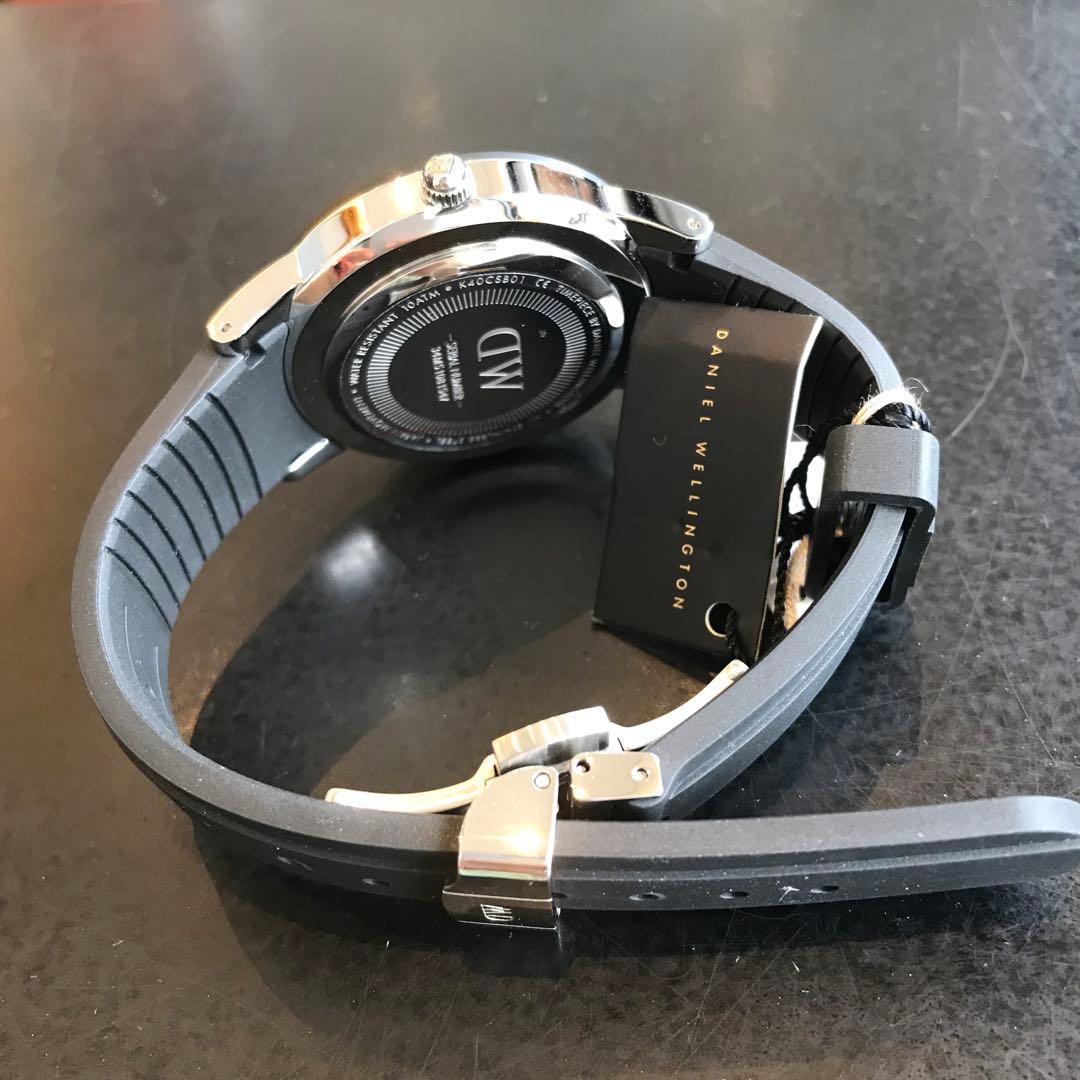 【未使用】ダニエルウエリントン アイコニックモーション 40mm