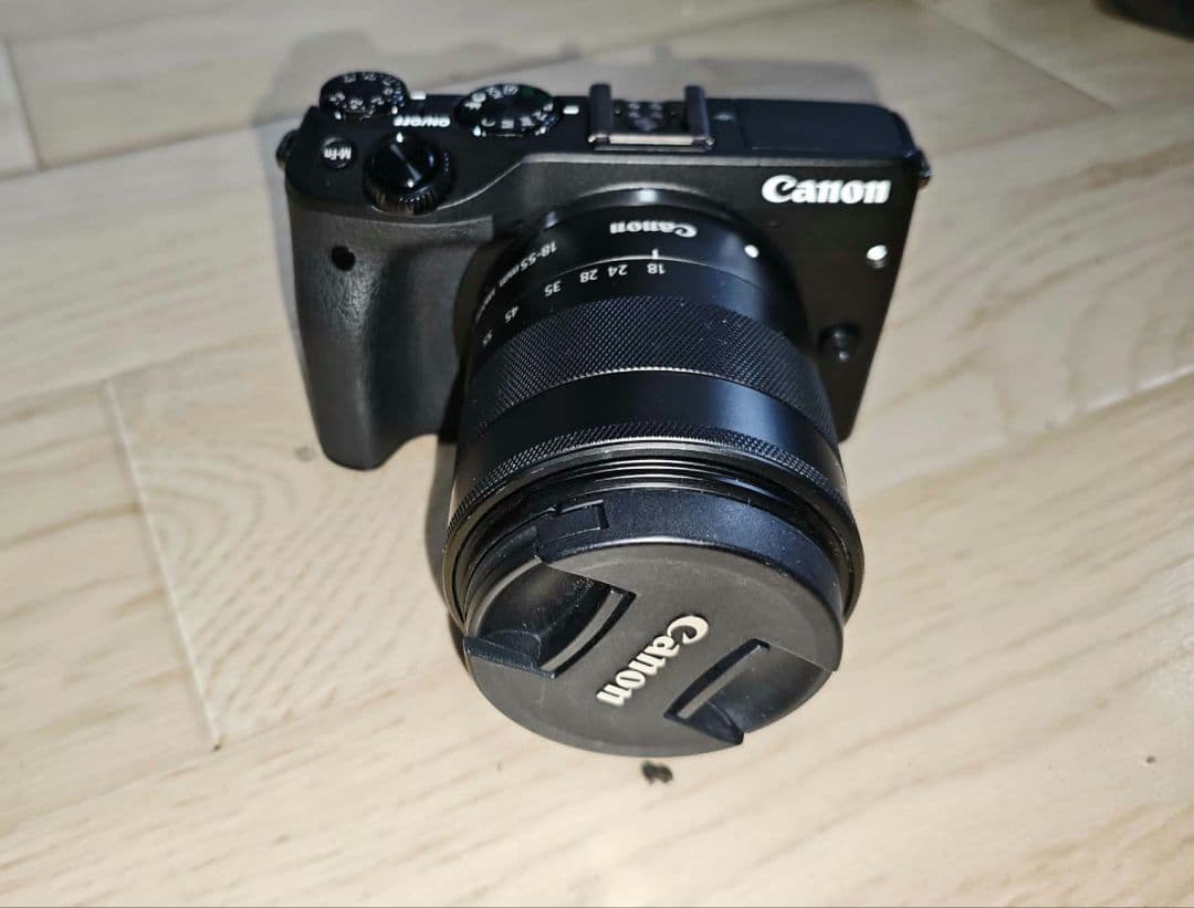 Canon EOS M3 18-55mm レンズ付き(自撮り可能)