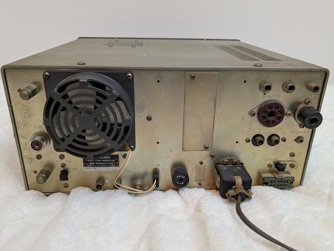 TRIO TS-820V トランシーバー