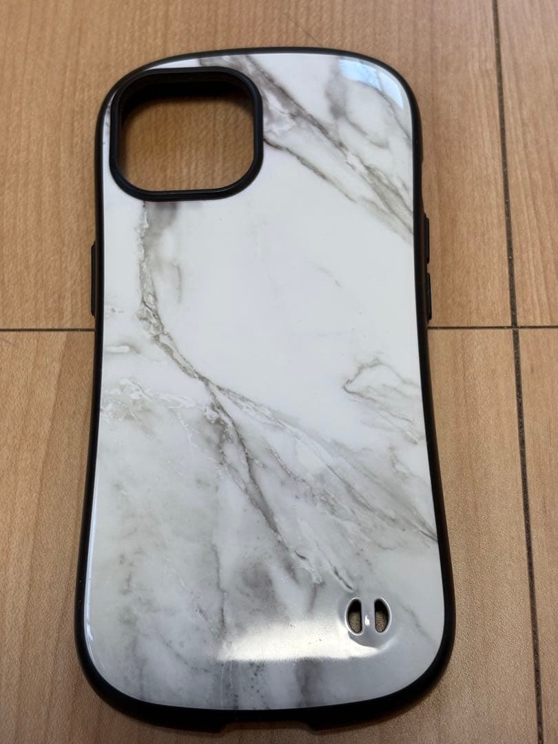 Apple iPhone 15 本体 ブラック　128GB