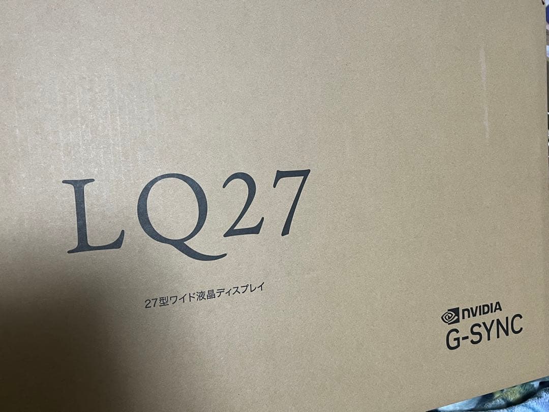 ASUS 4Kモニター　31.5インチ　VP32UQ