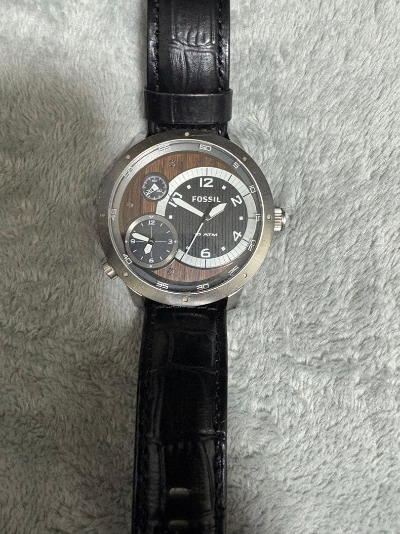 ✩*★様 FOSSIL アナログクロノグラフ時計 3本セット　ジャンク扱い