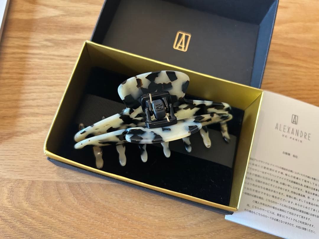 アレクサンドルドゥパリ Lサイズクリップ（アルビノス）