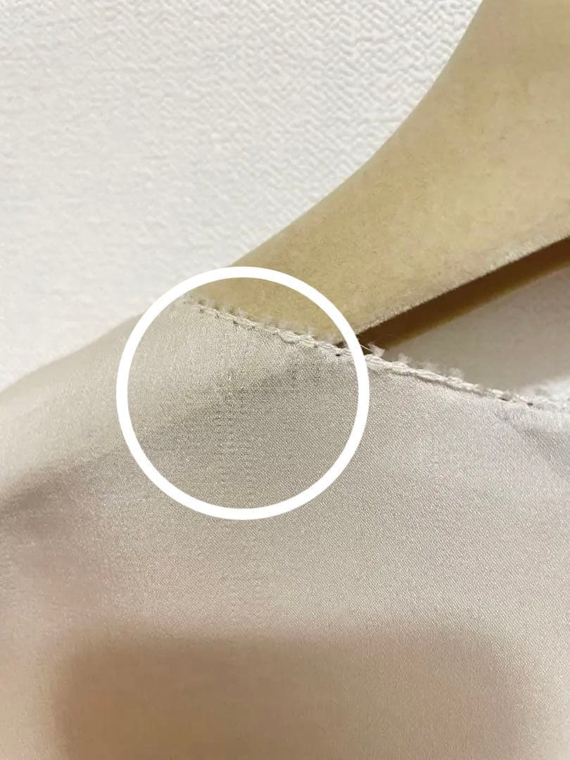 ☆着用画あり☆Givenchy 胸元のフリルが綺麗な長袖シルクブラウス