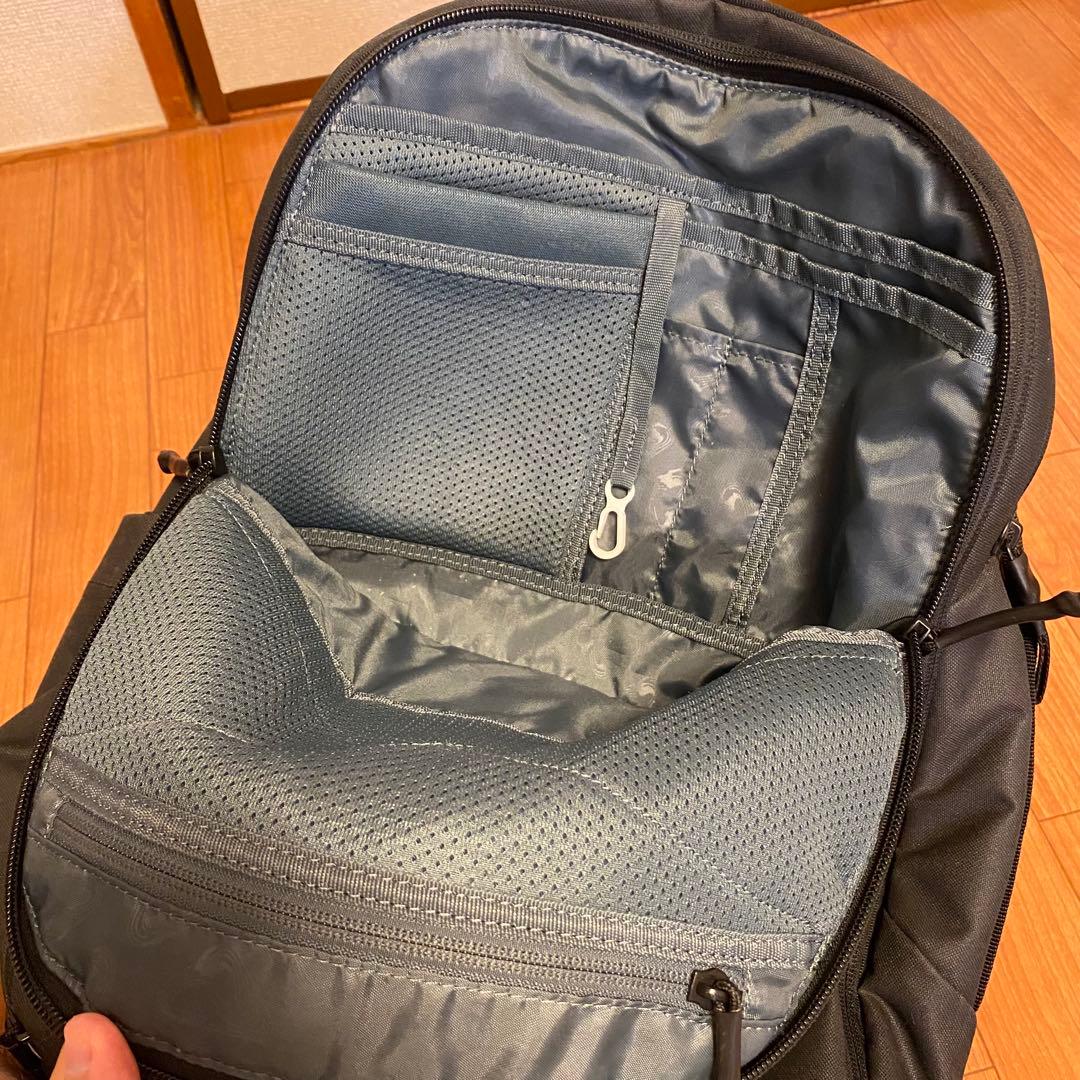 Thule Aionトラベルバックパック28L スーリー　旅行 出張