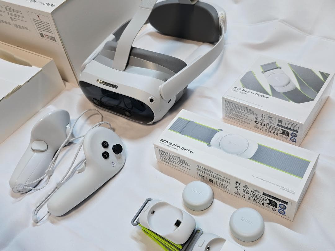 PICO 4 Ultra 保証付きフルセット（未開封トラッカー付）