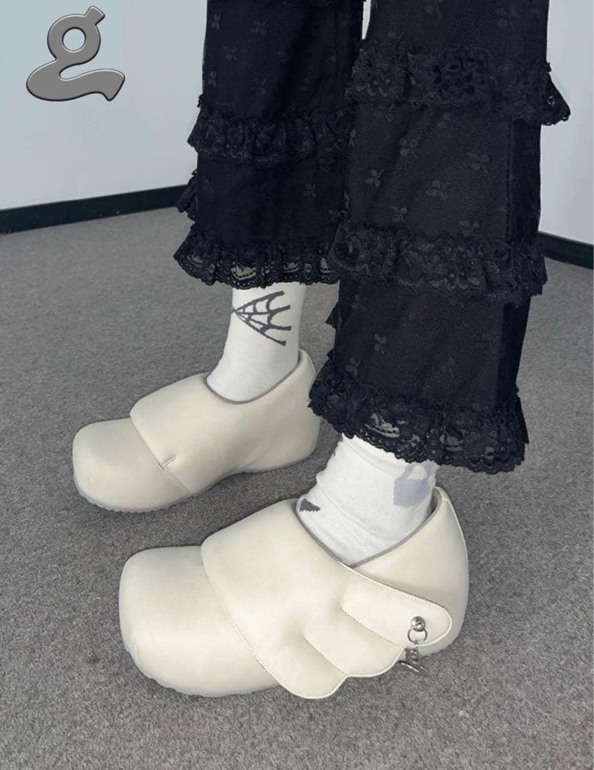 即日発送GRAPE Hotel Wings Platform Shoesホワイト