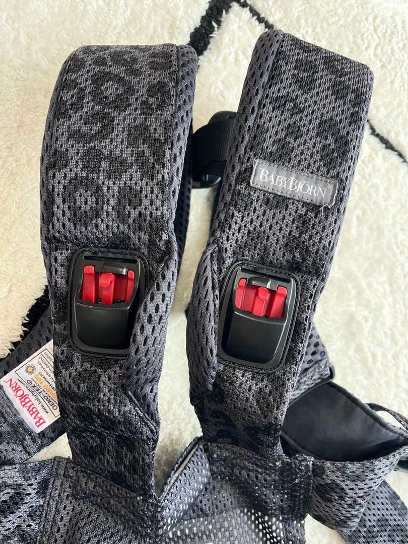 レア　美品　ベビービョルン　 抱っこ紐　ワンカイエアー　 ヒョウ柄　 レオパード