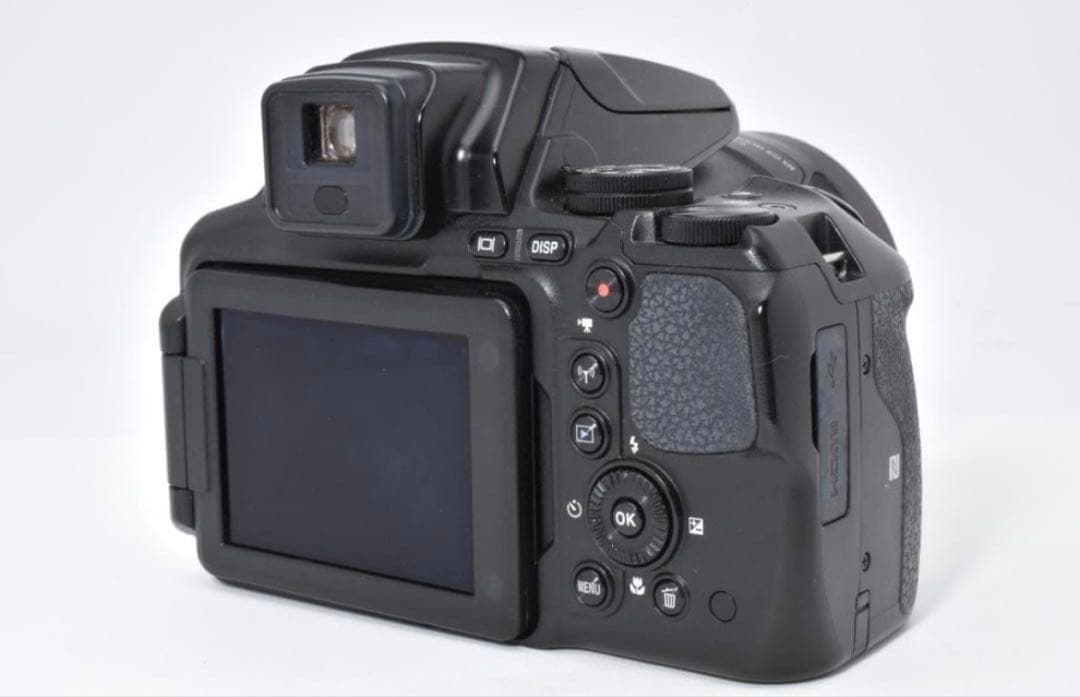 美品 Nikon COOLPIX P900 ブラック デジタルカメラ