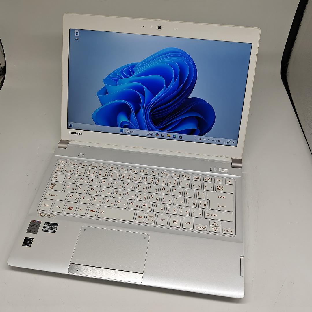 【東芝】R83 高性能i7 新品SSD256GB 8GB ホワイト ノートPC