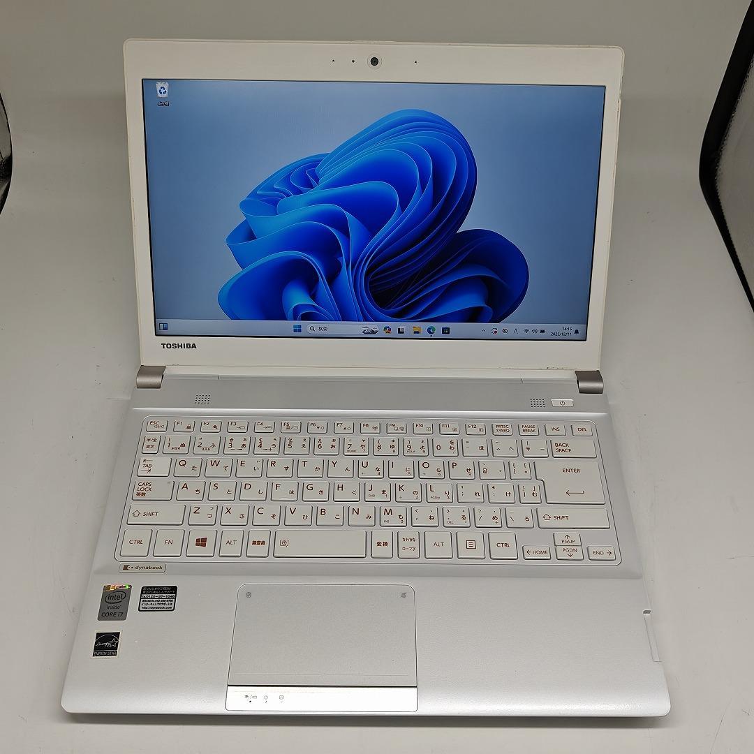 【東芝】R83 高性能i7 新品SSD256GB 8GB ホワイト ノートPC