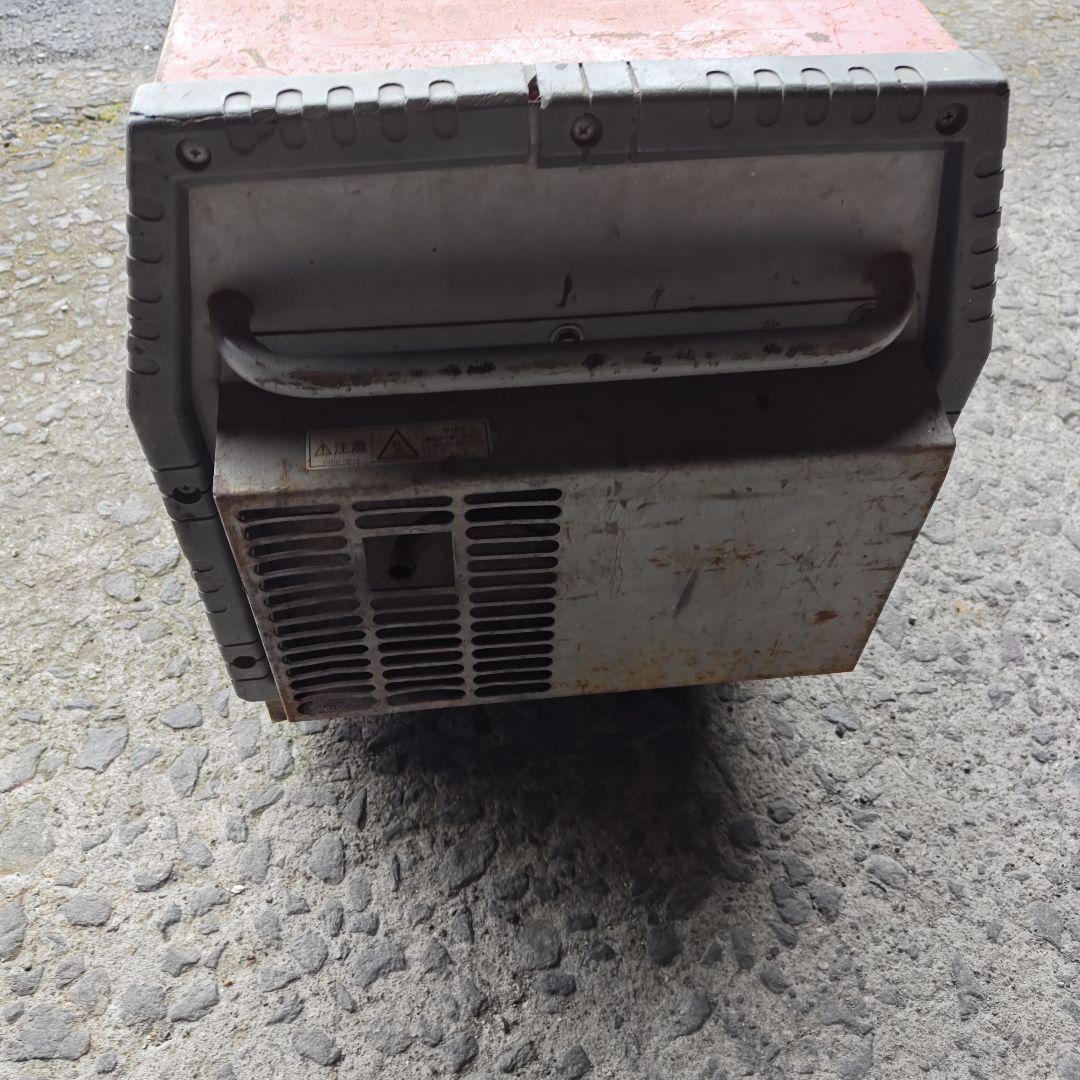 K*2様 新ダイワEG25Mガソリンエンジン発電機引き取りのみになります。