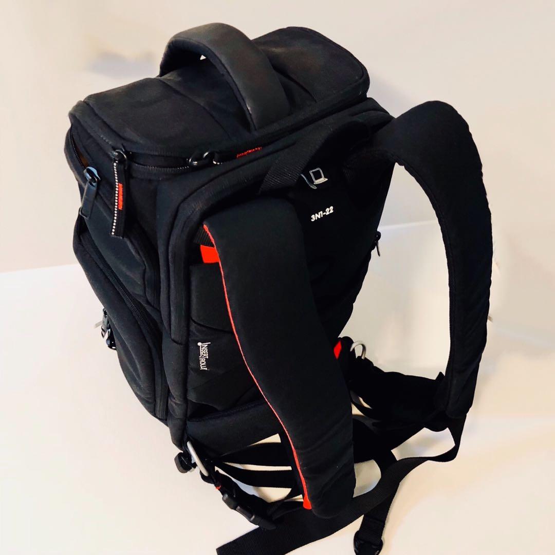 KATA スリングバックパック   カメラバッグ ３ N１-２２　【匿名配送】