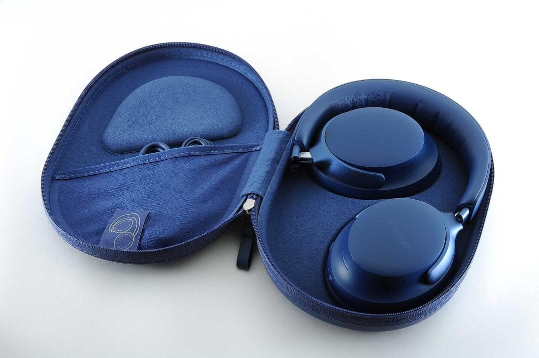 ★美品 Bose QuietComfort Ultra ヘッドホンルナブルー★