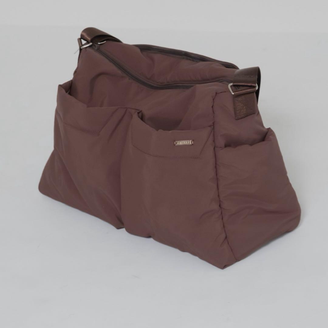 ジュメロ　パファーショルダーバッグ　ブラウン