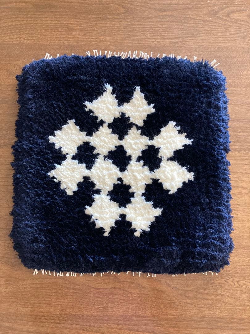 うーな様　ノッティング 椅子敷き