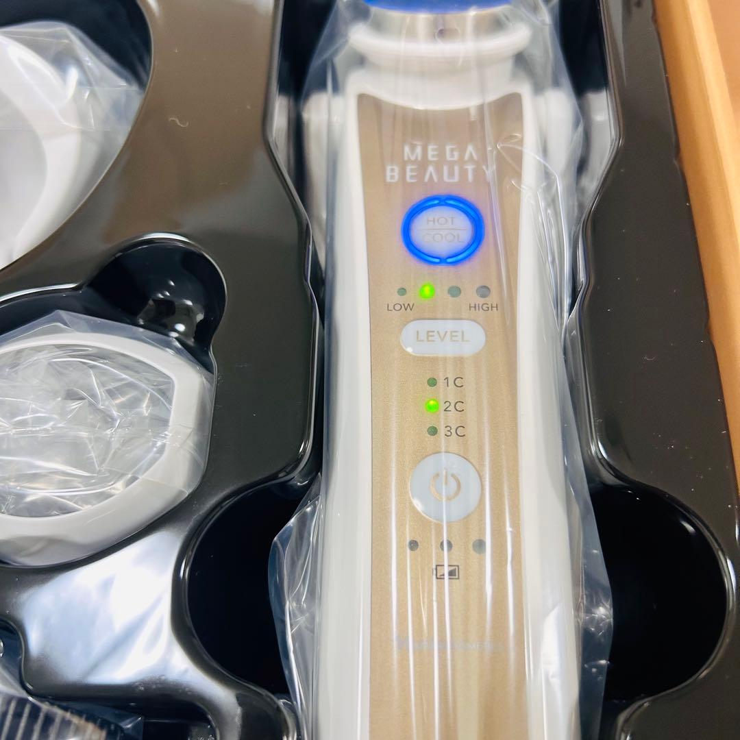 MEGA BEAUTY 美顔器