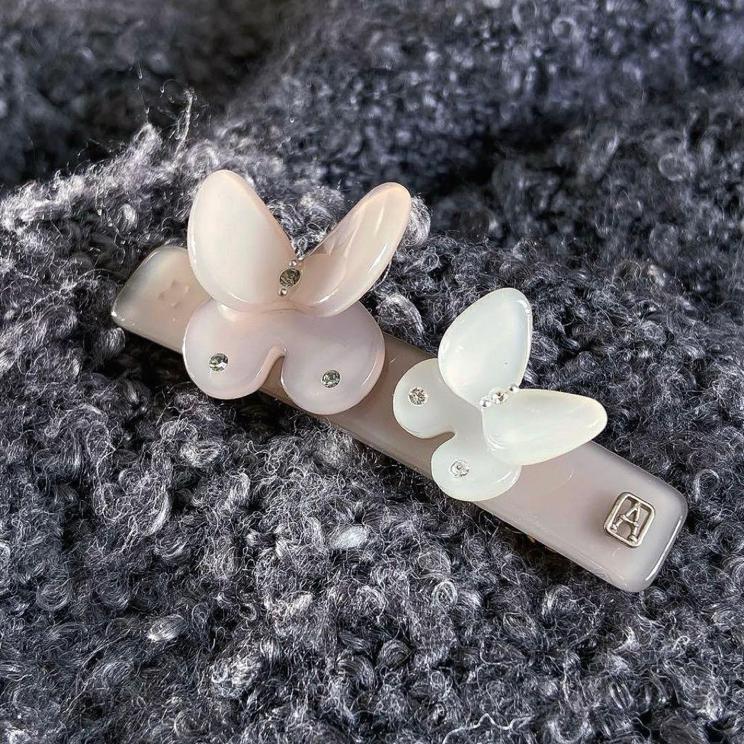 アレクサンドルドゥパリ 蝶 パピヨン バレッタ くすみカラー 夏ヘアアクセ