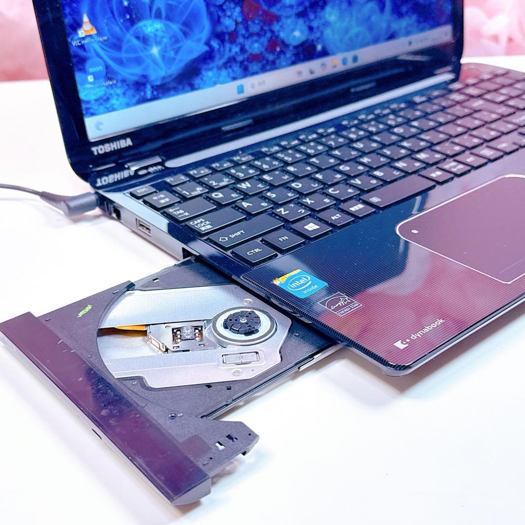 新品SSD✨windows11 カメラ ノートパソコン✨オフィス 薄型 ブラック