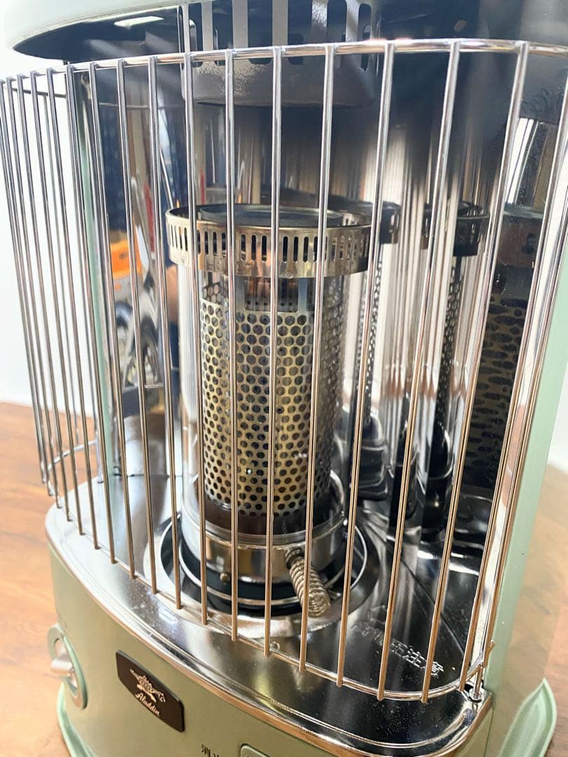 【値下げ！早い物勝ち】アラジン 石油ストーブ CAP-U289 2022年製