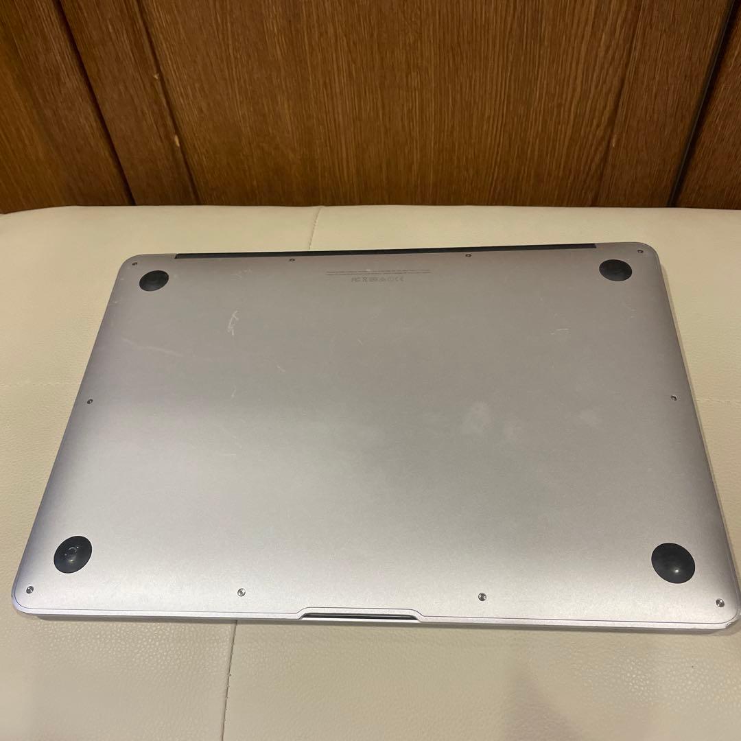 MacBook Air A1466 充放電回数392回