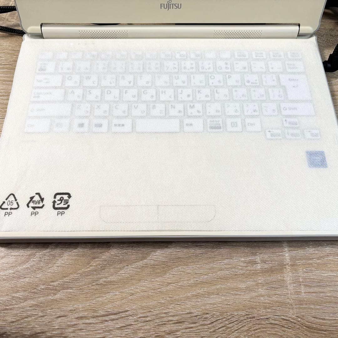 【未使用ジャンク】富士通 FMVL35C2W ノートパソコン 付属品完備