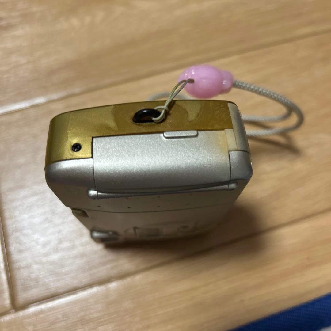 ハローキティ　axia ix-20 デジカメ