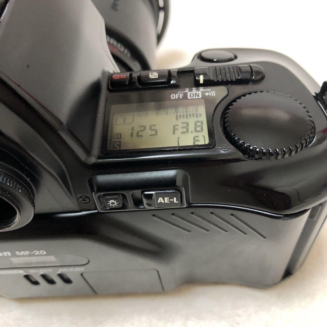 NIKON F801 タムロンズームレンズ　ストロボ付き