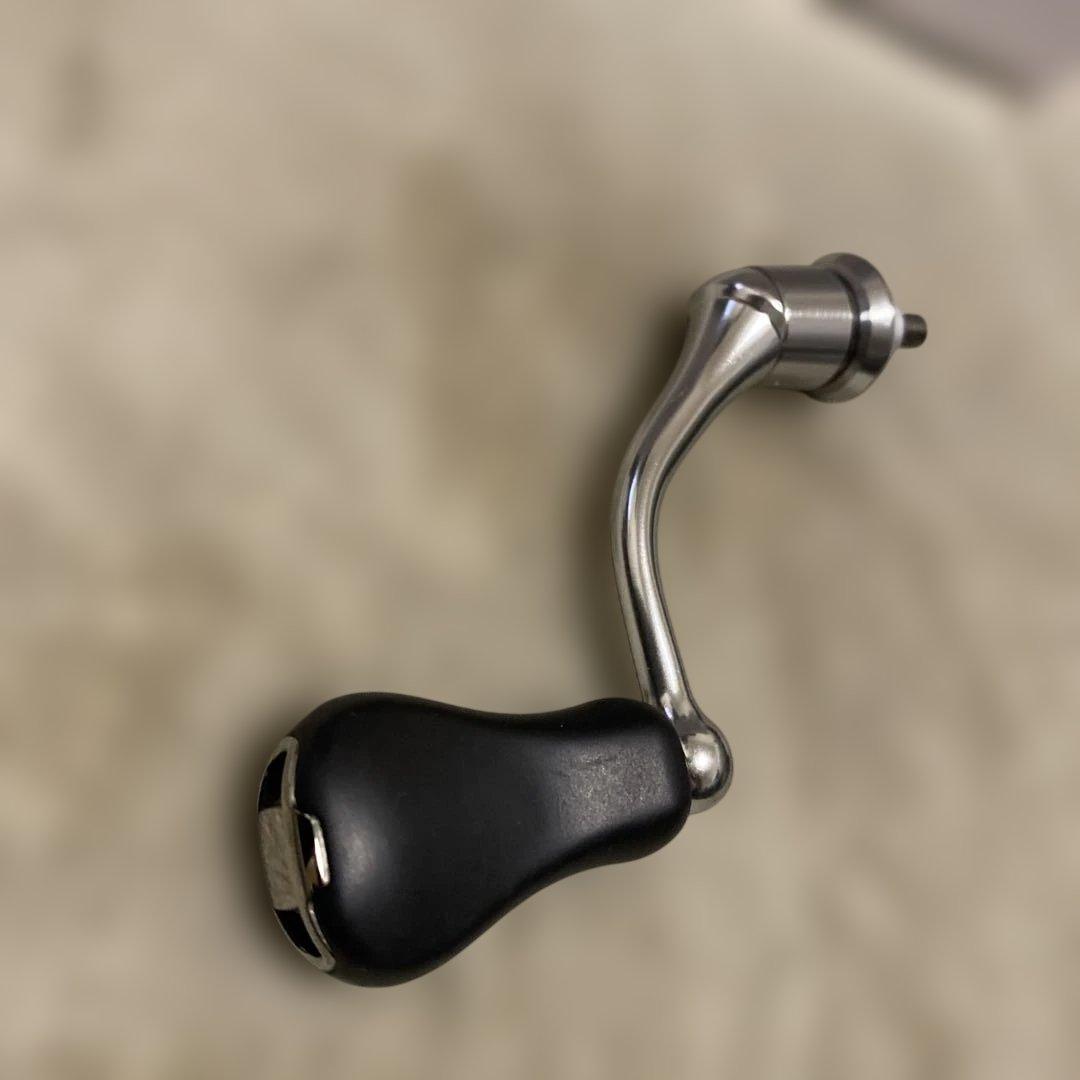 出品本日2/1まで【美品】シマノ 19ストラディック C2000SHG