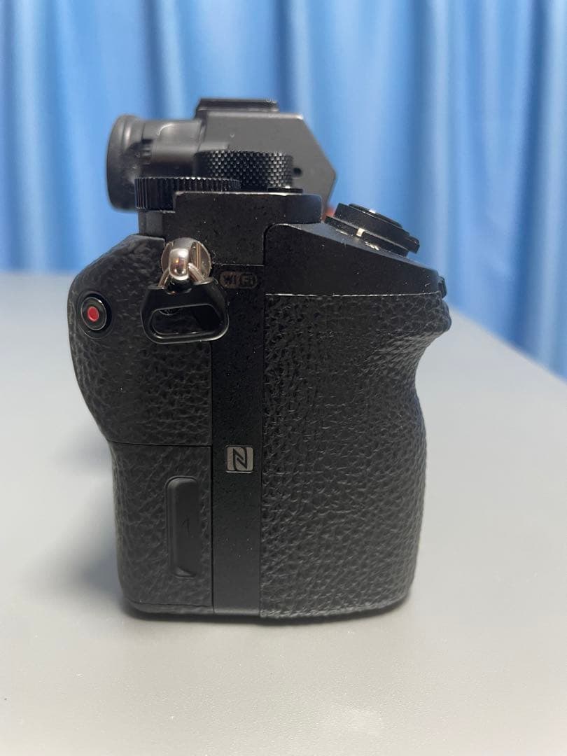 SONY α7ＲⅡ ミラーレスカメラ 本体　ブラック