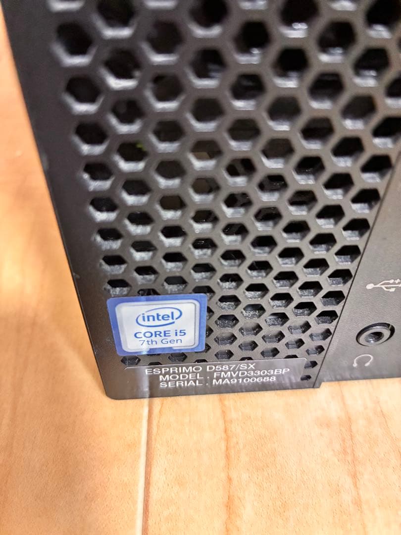 富士通 ESPRIMO FMVD3303BP D587/SX i5 7500