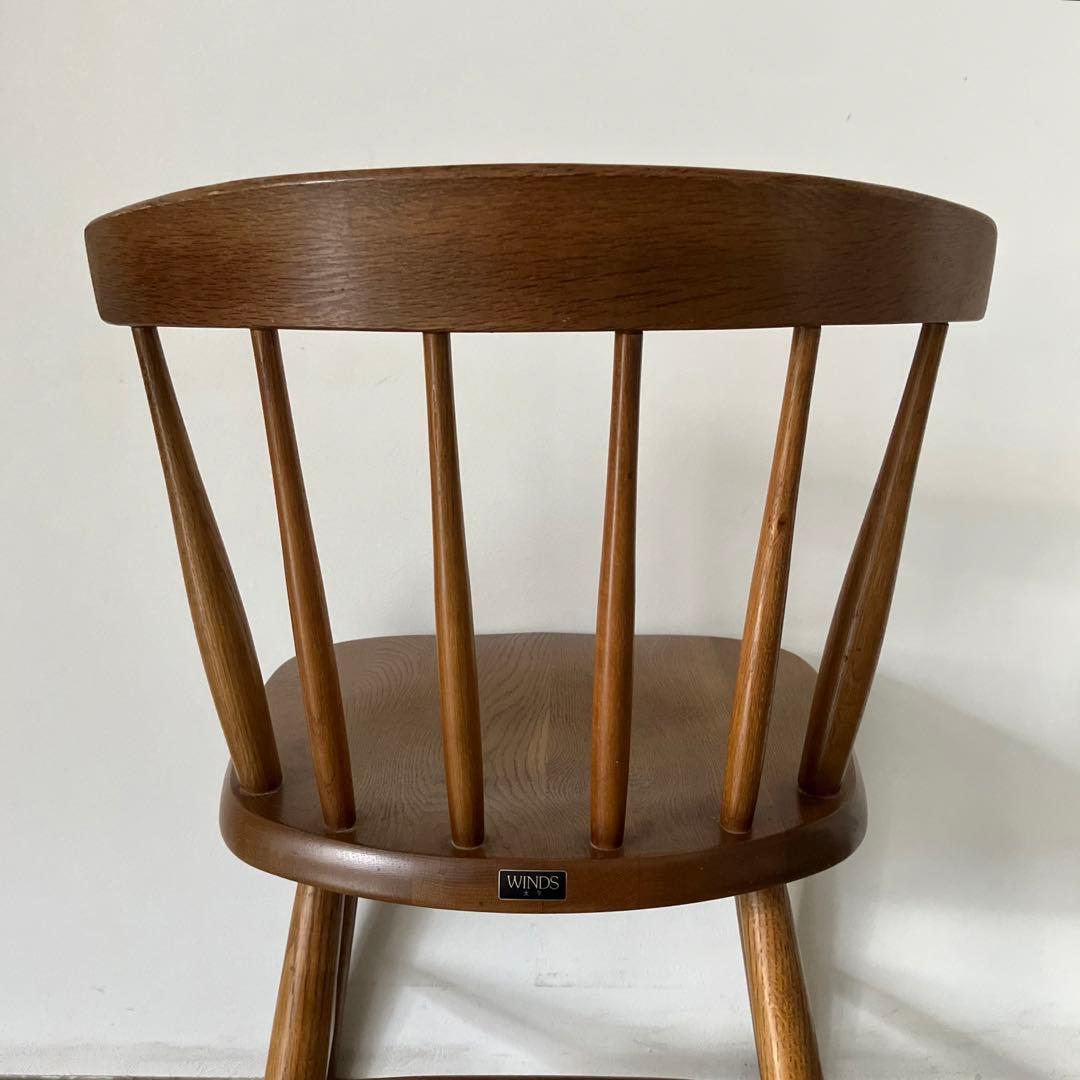 ナチュラルなウィンザーチェア①